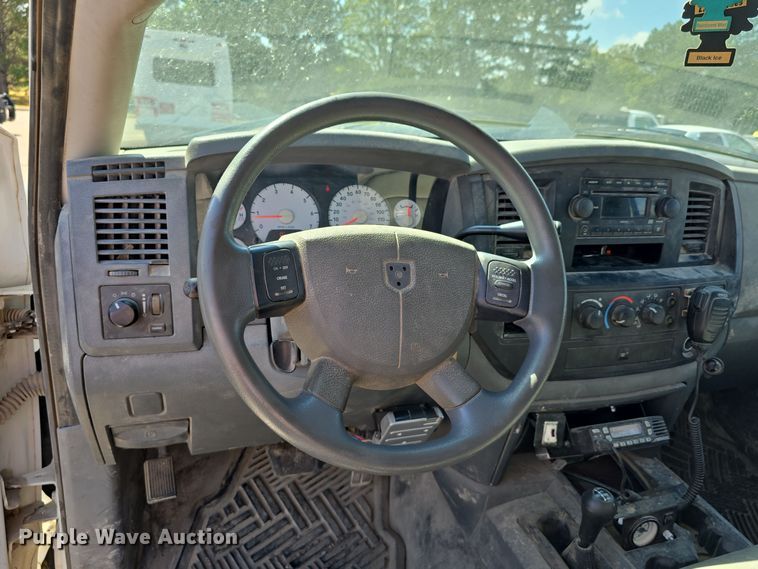 image for item LW9914 2008 Dodge Ram 2500HD pickup truck