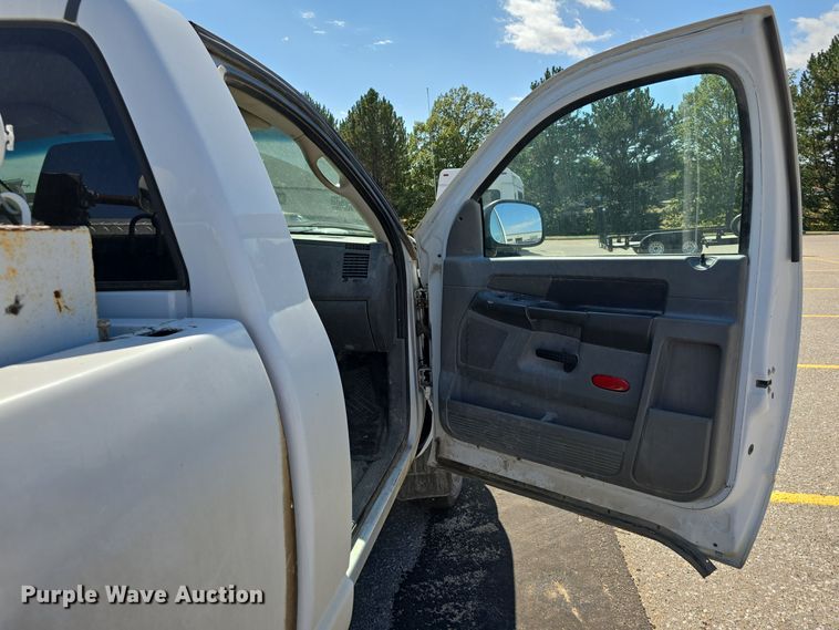 image for item LW9914 2008 Dodge Ram 2500HD pickup truck