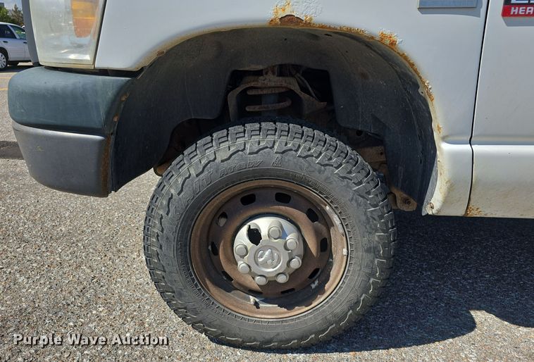 image for item LW9914 2008 Dodge Ram 2500HD pickup truck