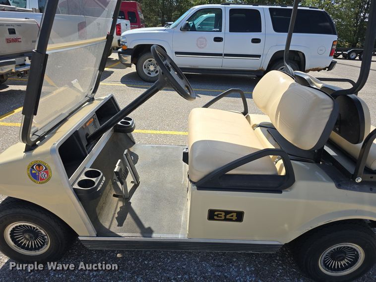 image for item LW9915 2006 Club Car 34 golf cart