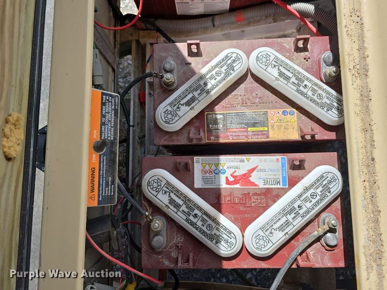 image for item LW9915 2006 Club Car 34 golf cart