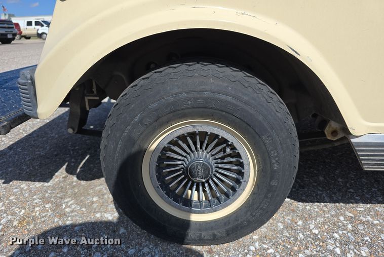 image for item LW9915 2006 Club Car 34 golf cart