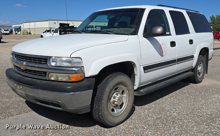 image for item LW9917 2005 Chevrolet Suburban SUV