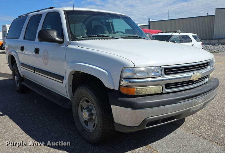 image for item LW9917 2005 Chevrolet Suburban SUV