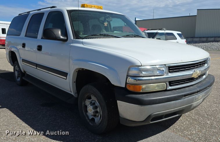 image for item LW9918 2005 Chevrolet Suburban 2500 SUV