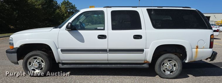 image for item LW9918 2005 Chevrolet Suburban 2500 SUV