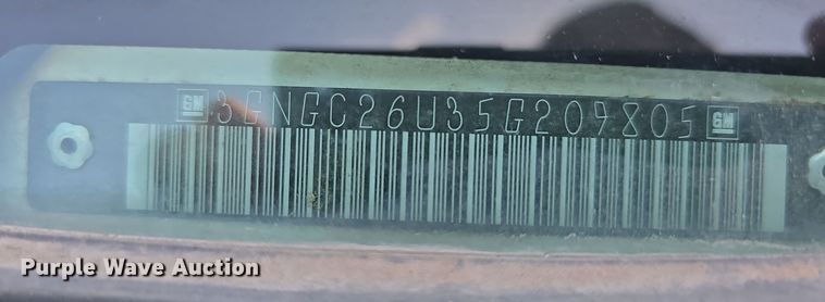 image for item LW9918 2005 Chevrolet Suburban 2500 SUV