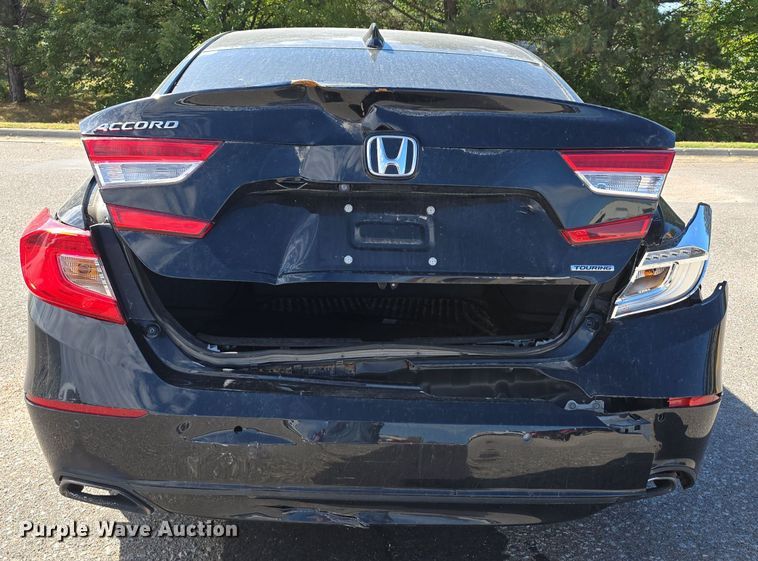 image for item LW9919 2018 Honda Accord Touring 