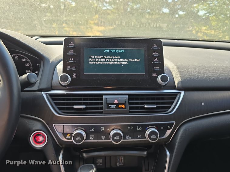 image for item LW9919 2018 Honda Accord Touring 