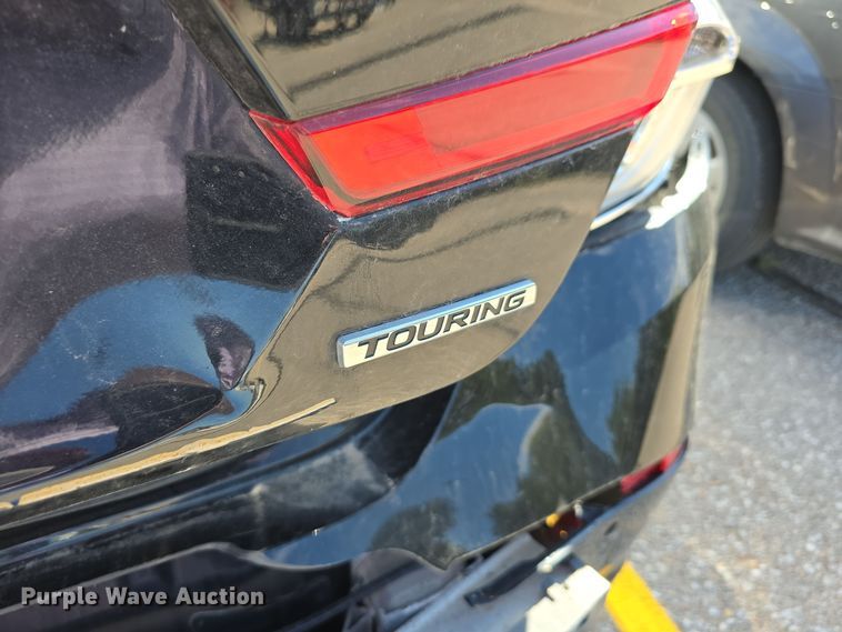 image for item LW9919 2018 Honda Accord Touring 