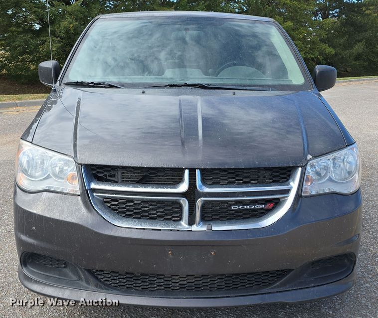 image for item LW9920 2016 Dodge Grand Caravan van