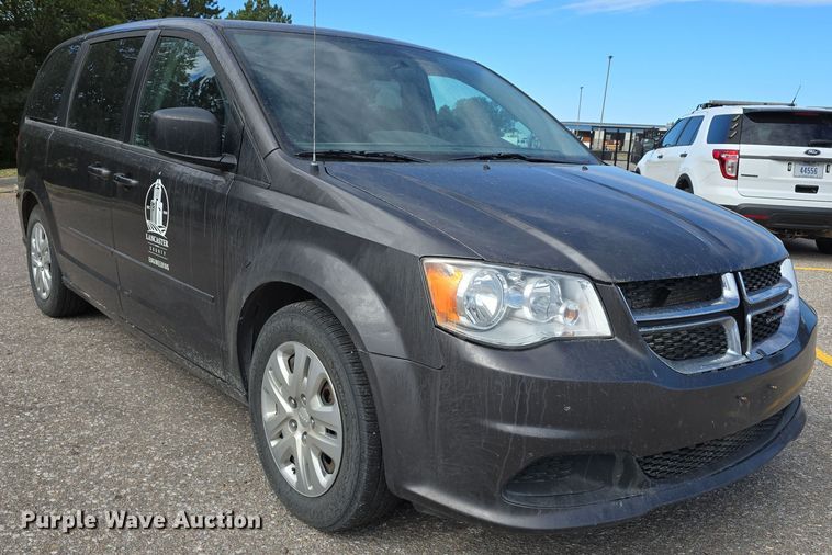 image for item LW9920 2016 Dodge Grand Caravan van