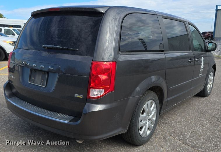 image for item LW9920 2016 Dodge Grand Caravan van