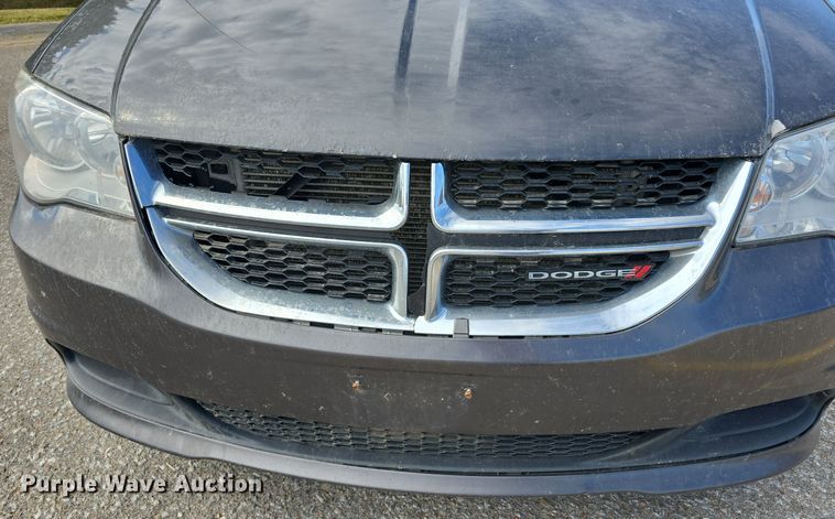 image for item LW9920 2016 Dodge Grand Caravan van