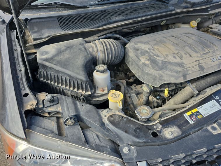 image for item LW9920 2016 Dodge Grand Caravan van