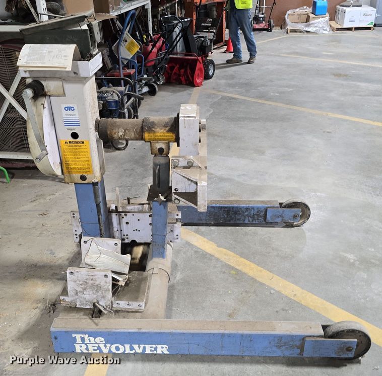 image for item LW9930 OTC The Revolver engine stand