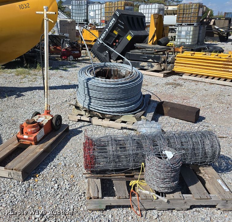 image for item LW9933 Fencing materials