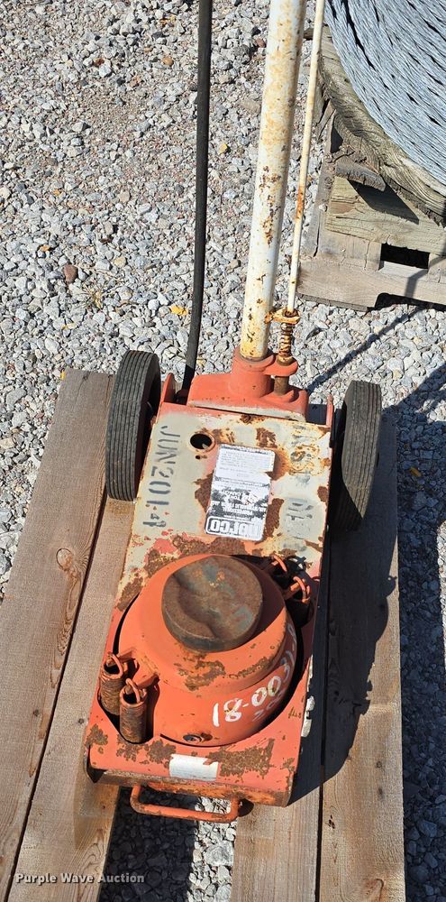 image for item LW9933 Fencing materials