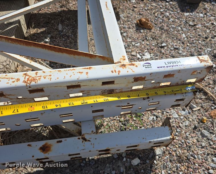 image for item LW9934 Pallet racking