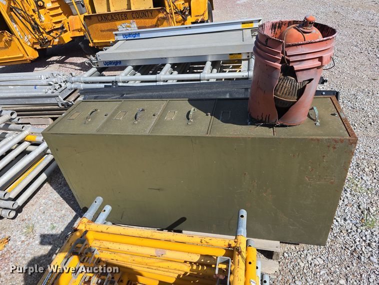 image for item LW9934 Pallet racking