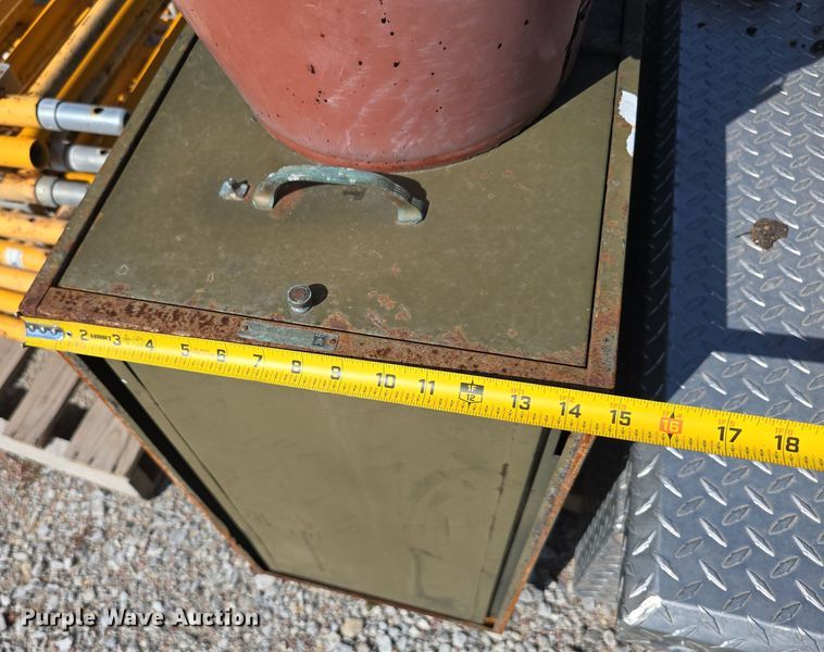 image for item LW9934 Pallet racking