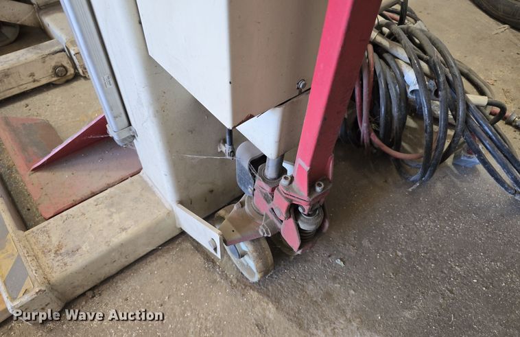 image for item LW9935 (12) Sterling Koni lifts