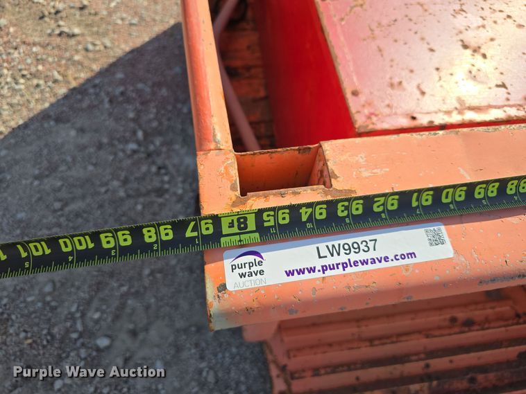 image for item LW9937 Pickup truck bed