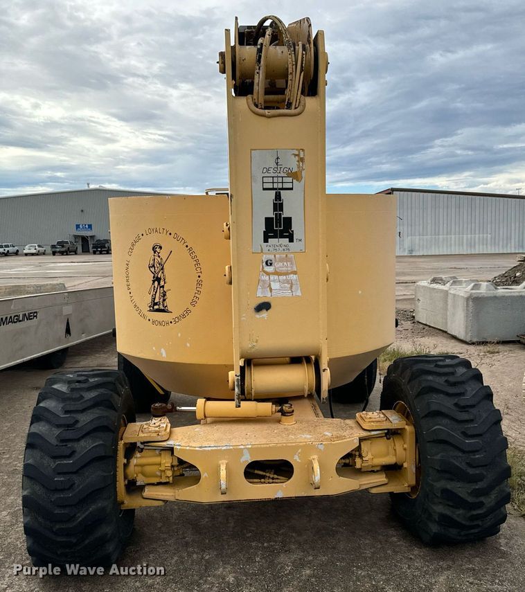 image for item MV9170 1992 Grove AMZ66 boom lift