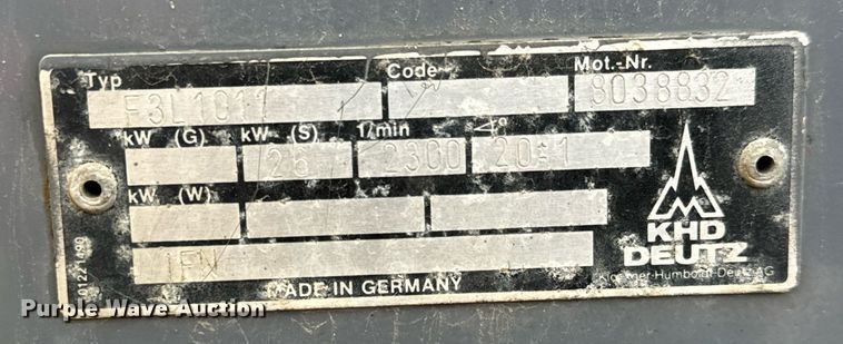 image for item MV9170 1992 Grove AMZ66 boom lift