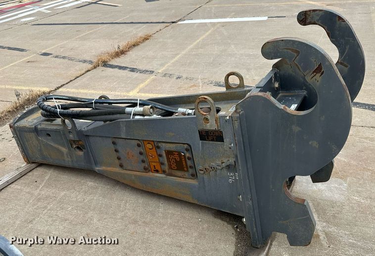 image for item MV9172 Indeco HP5500 excavator breaker