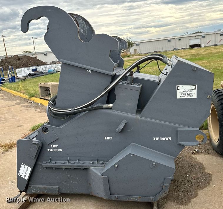 image for item MV9173 Crush-All CR75 excavator rock crusher