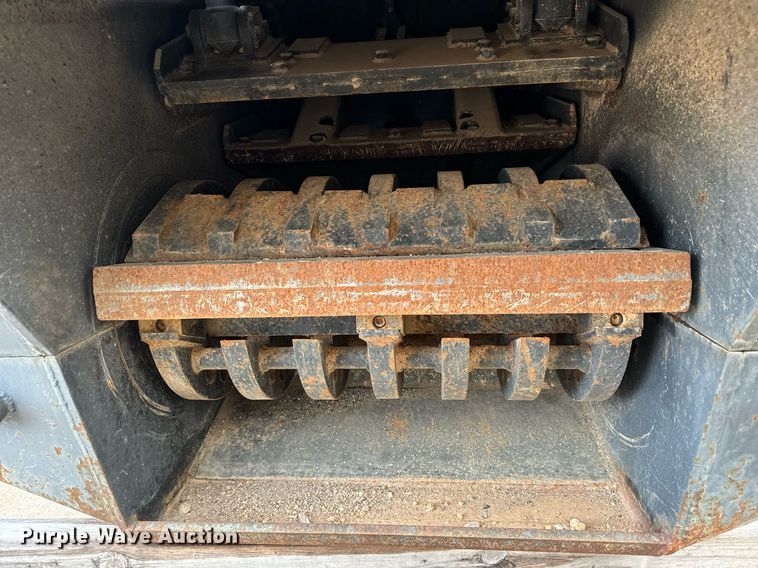 image for item MV9173 Crush-All CR75 excavator rock crusher