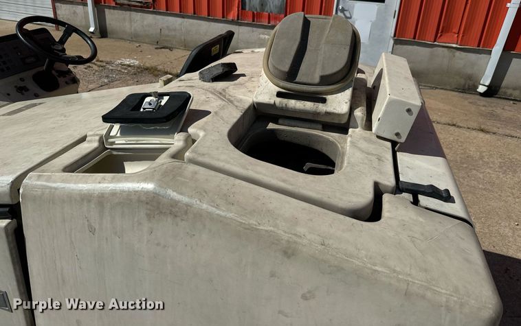 image for item MV9182 Tennant  7400 floor scrubber 