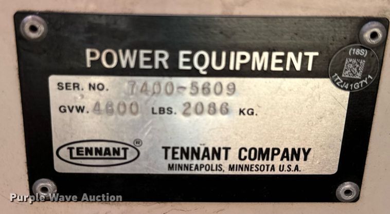 image for item MV9182 Tennant  7400 floor scrubber 