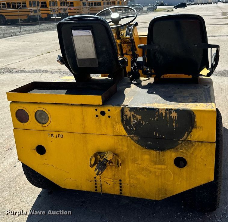 image for item MV9183 1977 Northwestern JG-40PT15 aircraft tug