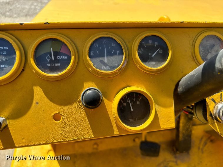 image for item MV9183 1977 Northwestern JG-40PT15 aircraft tug