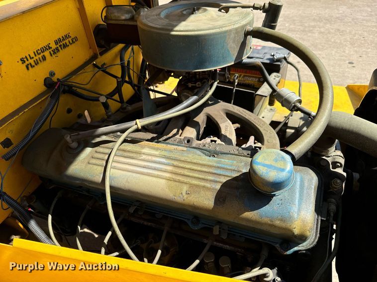 image for item MV9183 1977 Northwestern JG-40PT15 aircraft tug