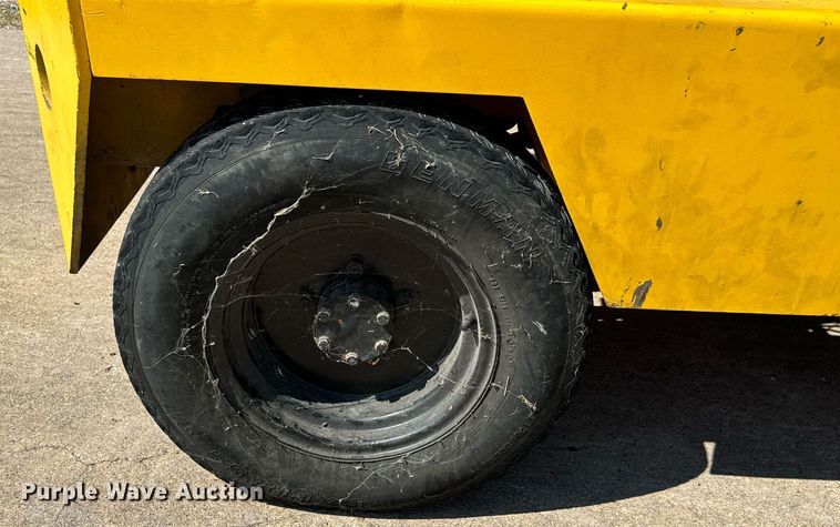 image for item MV9183 1977 Northwestern JG-40PT15 aircraft tug