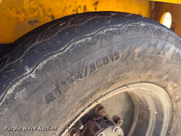 image for item MV9183 1977 Northwestern JG-40PT15 aircraft tug