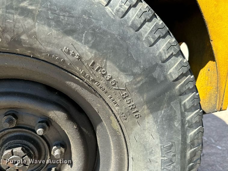 image for item MV9183 1977 Northwestern JG-40PT15 aircraft tug