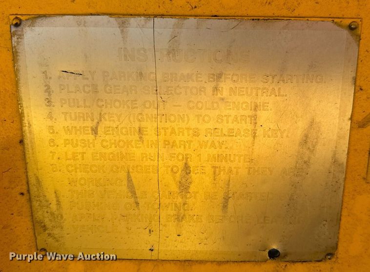 image for item MV9183 1977 Northwestern JG-40PT15 aircraft tug