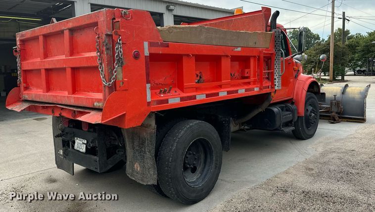 image for item MV9192 1993 International  4900 dump truck