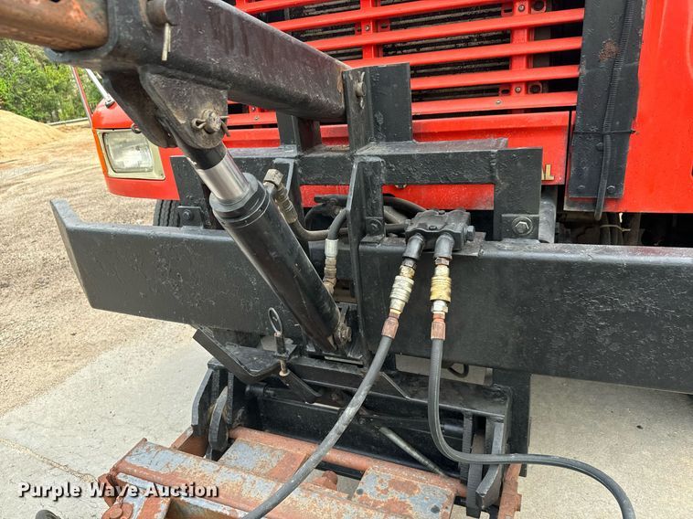 image for item MV9192 1993 International  4900 dump truck