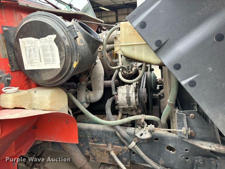 image for item MV9192 1993 International  4900 dump truck