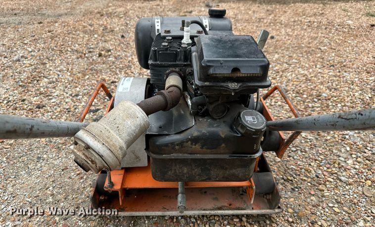 image for item MV9193 Plate compactor