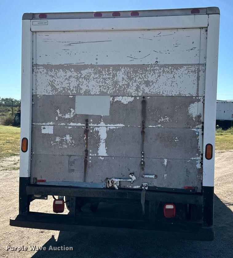 image for item MV9197 1999 Chevrolet  Express 3500 box truck