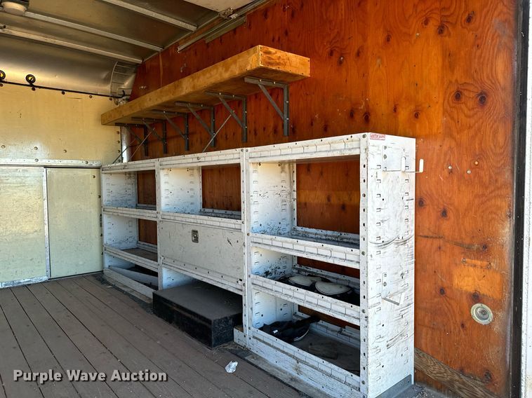 image for item MV9197 1999 Chevrolet  Express 3500 box truck