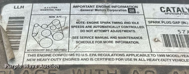 image for item MV9197 1999 Chevrolet  Express 3500 box truck