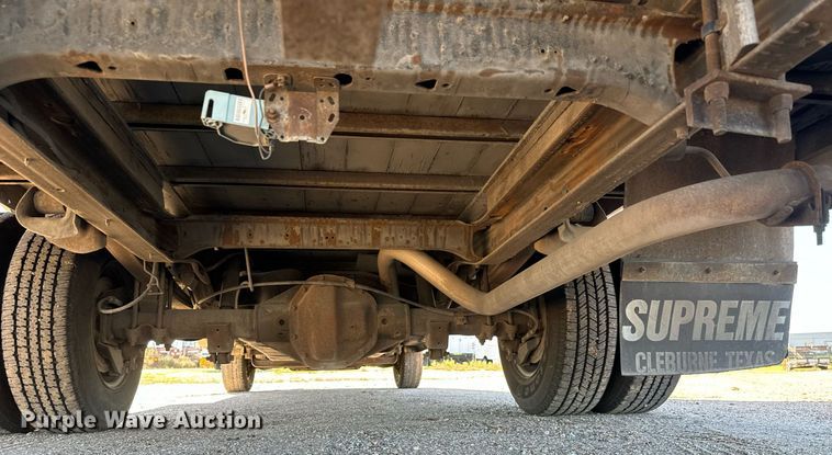 image for item MV9198 2003 Chevrolet Express 3500 box truck