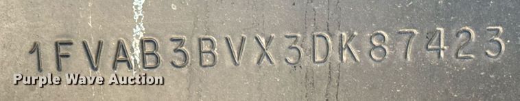 image for item MV9199 2003 Freightliner FC70 box truck